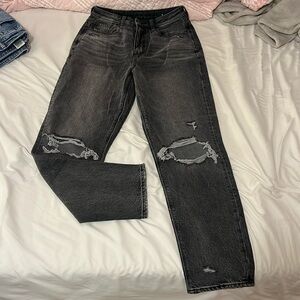 AE mom jeans- ripped at the knees